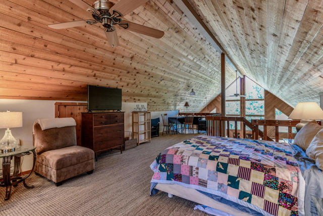 24873 Ponderosa Drive, Idyllwild CA: https://media.crmls.org/mediaz/a1e8b98a-2f08-4a96-acfb-0185835d6307.jpg