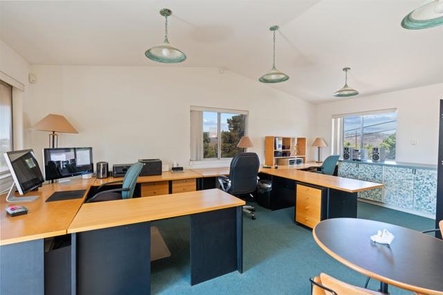 Detail Gallery Image 21 of 34 For 425 E Dougherty St, Fallbrook,  CA 92028 - 4 Beds | 2/1 Baths