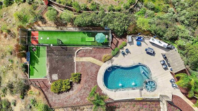 Detail Gallery Image 3 of 75 For 14546 Highcrest Ct, Poway,  CA 92064 - 5 Beds | 4/1 Baths