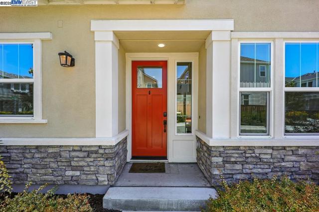 8360 Marine Way, Newark CA: https://media.crmls.org/mediaz/a1e9ec22-1c57-4983-a83b-0c0307643a6a.jpg