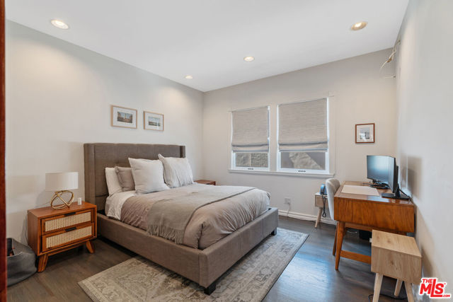 809 S Stanley Avenue, Los Angeles CA: https://media.crmls.org/mediaz/a1ea0c43-f113-4642-9fdb-8b386bb7b54b.jpg