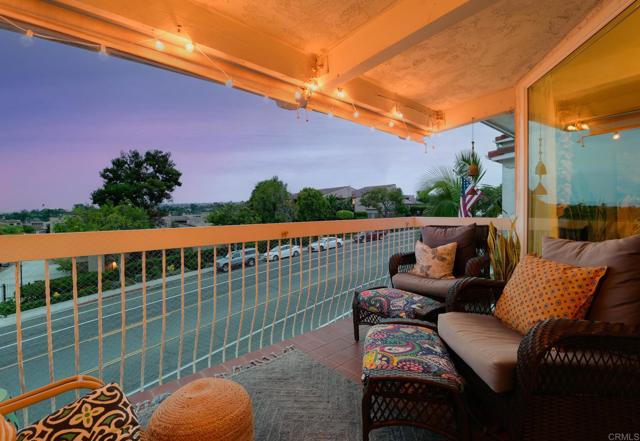 Detail Gallery Image 17 of 34 For 2323 Caringa Way #16,  Carlsbad,  CA 92009 - 2 Beds | 2 Baths