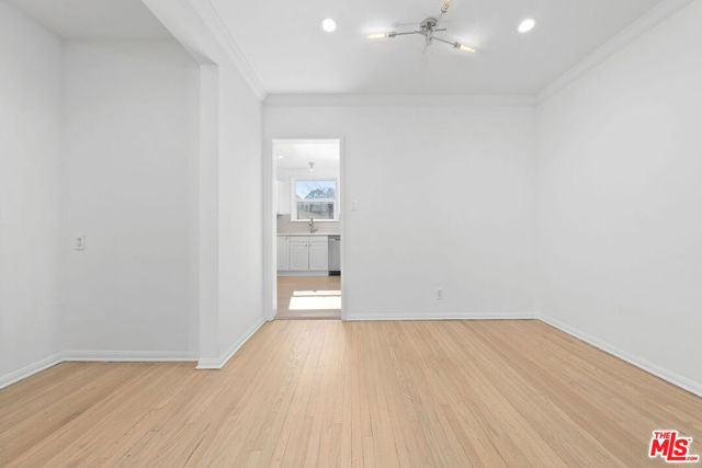 11347 CASHMERE Street, Los Angeles CA: https://media.crmls.org/mediaz/a1eab134-b320-455c-8697-36c19cc61364.jpg