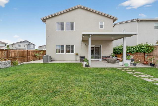 6707 Oakum Way, Stockton CA: https://media.crmls.org/mediaz/a1eaed89-ec07-4450-88fc-c81a7c005b2e.jpg