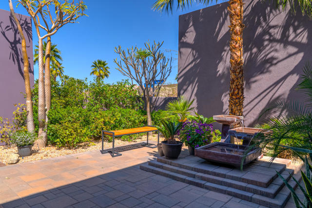 463 Lautner Lane, Palm Springs CA: https://media.crmls.org/mediaz/a1eaf97b-71c1-44fd-bf4e-b4dcbe6e71e0.jpg