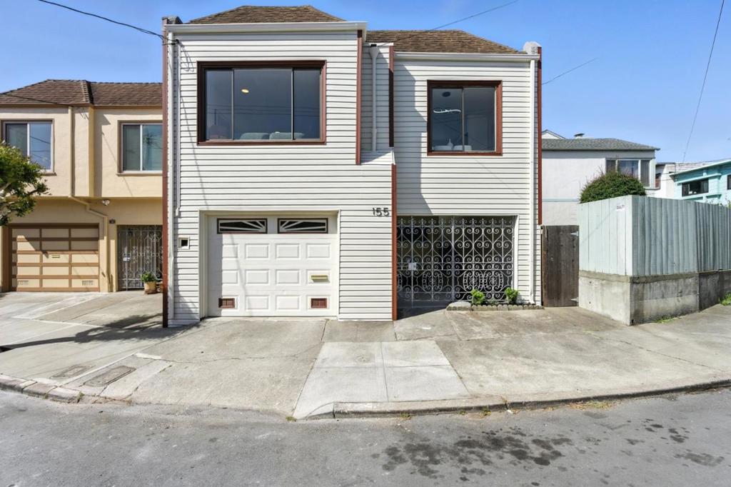 155 Bridgeview Drive