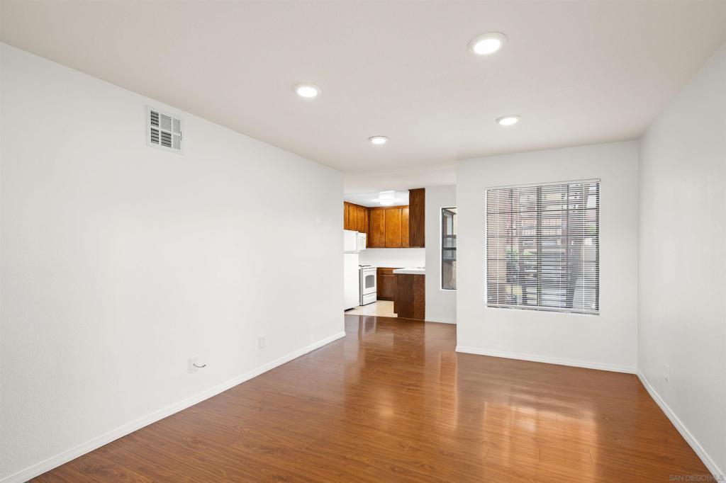 3984 Illinois Street - photo 14