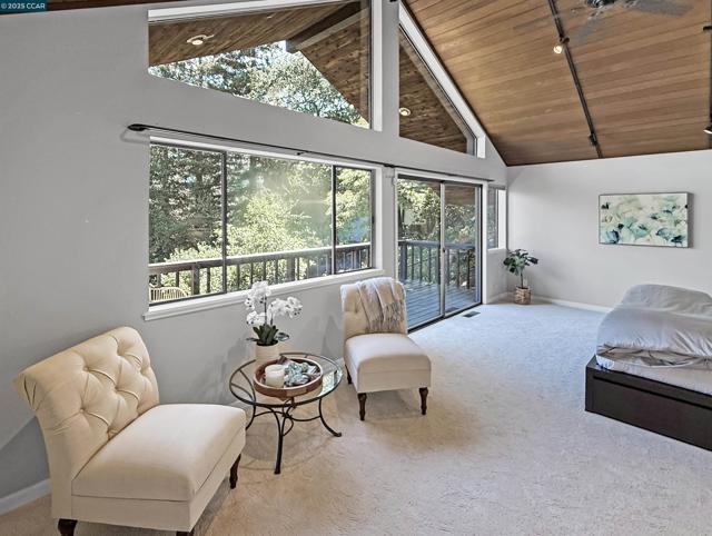 130 Hillcroft Way, Walnut Creek CA: https://media.crmls.org/mediaz/a1edfec8-85f9-4fb7-8a3b-272ce5e37e33.jpg