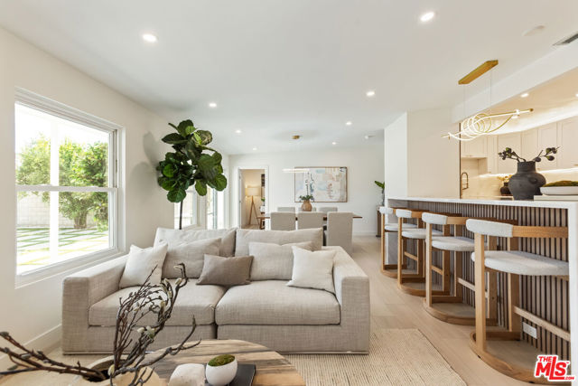 11344 Delano Street, North Hollywood CA: https://media.crmls.org/mediaz/a1ee2b79-6ce6-4029-8904-97ddda374bb3.jpg