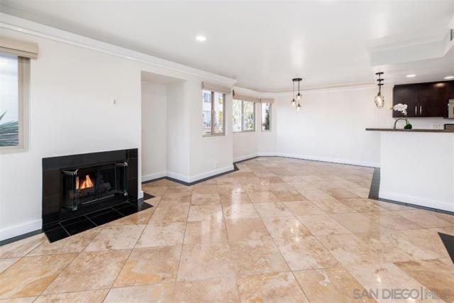 3645 7TH AVE, San Diego CA: https://media.crmls.org/mediaz/a1efc60b-b8ab-4c39-85d5-9bc983e50936.jpg