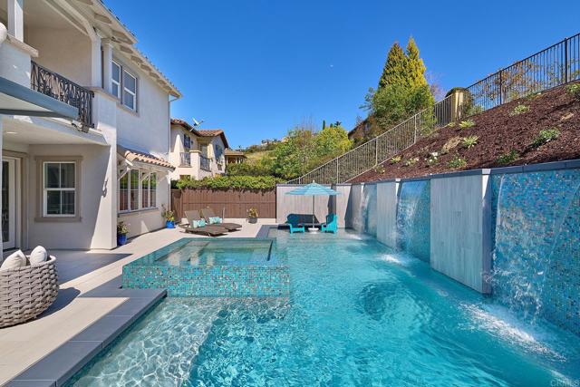 Detail Gallery Image 34 of 42 For 2266 Aventurine Place, Carlsbad,  CA 92009 - 4 Beds | 4 Baths