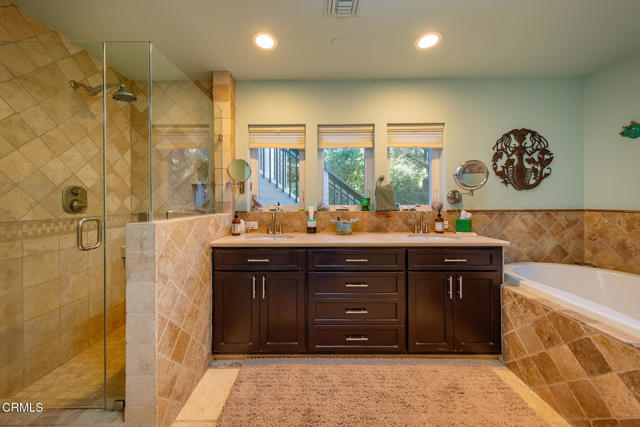 Detail Gallery Image 23 of 44 For 15990 Maricopa Hwy, Ojai,  CA 93023 - 4 Beds | 3 Baths