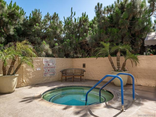 2500 Torrey Pines Rd, La Jolla CA: https://media.crmls.org/mediaz/a1f27769-bb8b-4c1b-ac2c-4e08231afc27.jpg