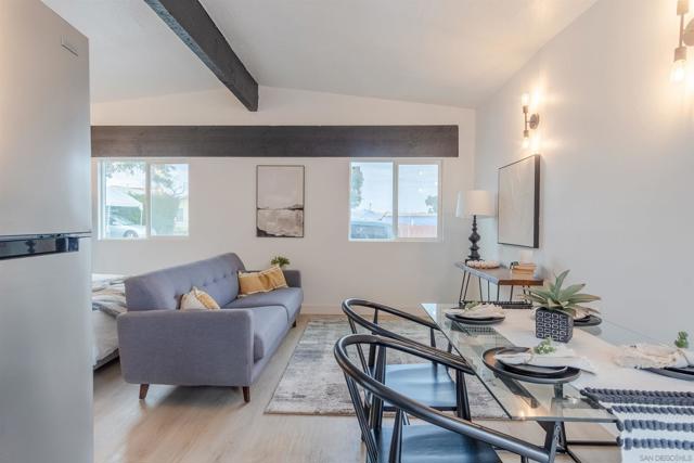 2813 15 46Th St, San Diego CA: https://media.crmls.org/mediaz/a1f28bf7-ac9d-4dd0-9156-7af5d411107f.jpg