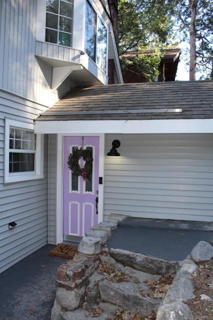 23984 SKYLAND DR, Crestline CA: https://media.crmls.org/mediaz/a1f290af-242d-4b83-b732-b42f267b7a78.jpg