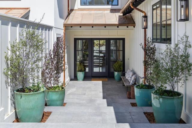 717 Vernal Way, Redwood City CA: https://media.crmls.org/mediaz/a1f29377-04cd-4ea1-a3ca-8327d4740577.jpg