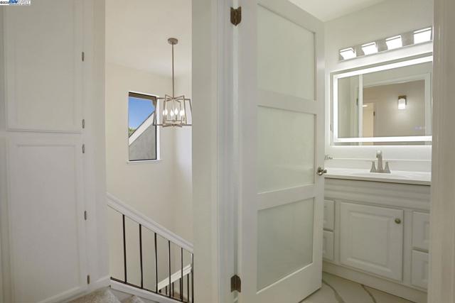7650 Arbor Creek Cir, Dublin CA: https://media.crmls.org/mediaz/a1f2c3a6-cb10-42b0-a295-774ed3df87e1.jpg
