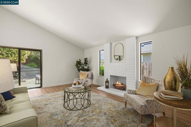 169 Castleton Court, San Ramon CA: https://media.crmls.org/mediaz/a1f2d36c-23ce-4aa4-97ef-dadafe5af236.jpg