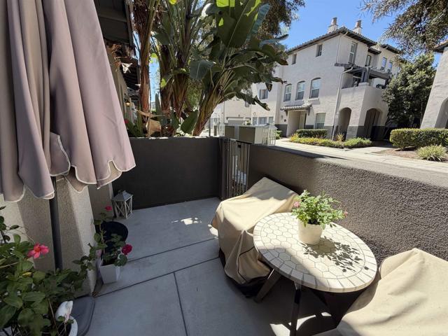 2175 Condor Drive, Chula Vista CA: https://media.crmls.org/mediaz/a1f2fa28-f0a2-4183-88a2-62baa7f6470b.jpg