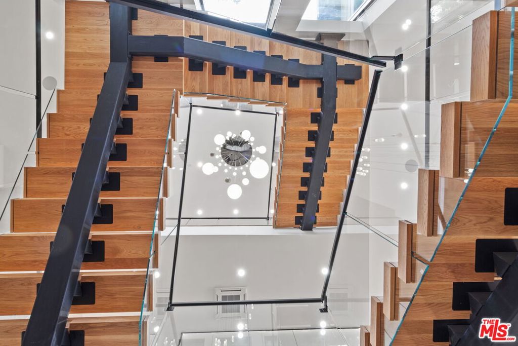 MLS #25615869 image #9