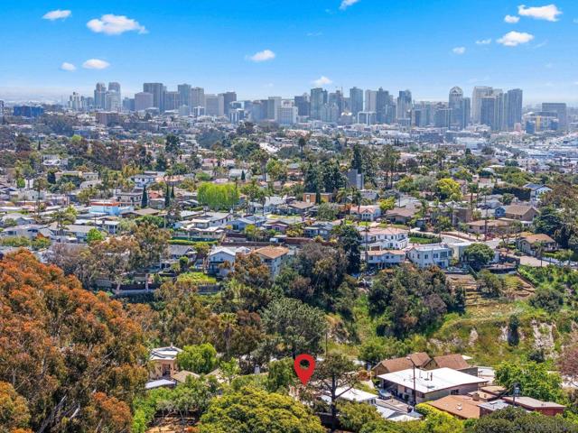 3958 Pringle Street, San Diego CA: https://media.crmls.org/mediaz/a1f374f9-e7e3-4656-8731-6de037c251a4.jpg