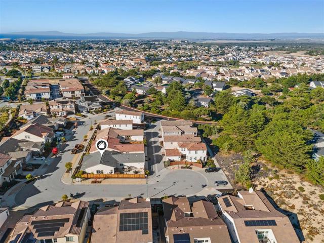 604 Matterhorn Court, Marina CA: https://media.crmls.org/mediaz/a1f55e06-fa52-4132-8b6e-74f8b464740d.jpg