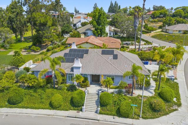 1176 LA SOMBRA Drive, San Marcos CA: https://media.crmls.org/mediaz/a1f5d69f-bc1f-47a7-83c7-ee5260540cfc.jpg