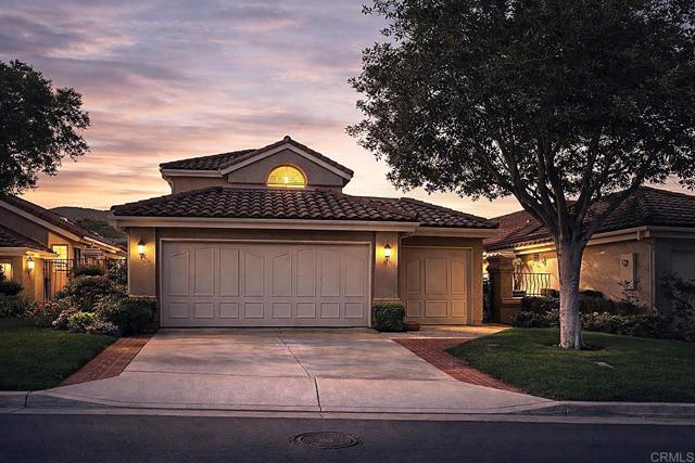 Detail Gallery Image 2 of 2 For 28766 Vista Valley Dr, Vista,  CA 92084 - 2 Beds | 2 Baths