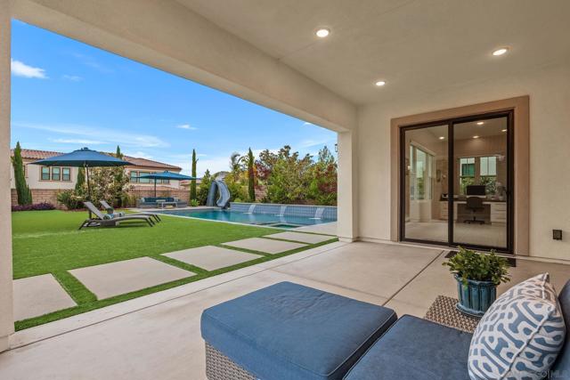 6190 Sagebrush Bend Way, San Diego CA: https://media.crmls.org/mediaz/a1f8c2e0-d477-4560-b237-689bb60c8b4c.jpg
