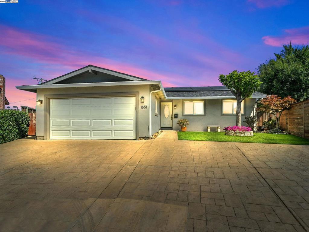 1651 Estates Ct