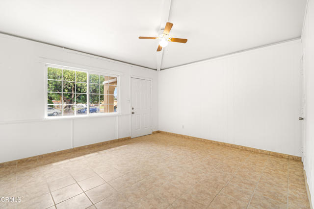 Detail Gallery Image 16 of 25 For 10357 Bonita Ave, Riverside,  CA 92505 - 3 Beds | 2 Baths