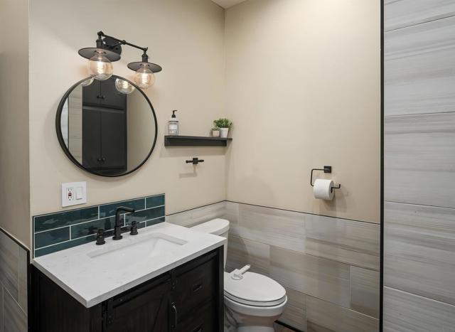 13210 Medallion Ln, Lakeside CA: https://media.crmls.org/mediaz/a1fcd45c-cb12-4930-889d-93178e3d4189.jpg