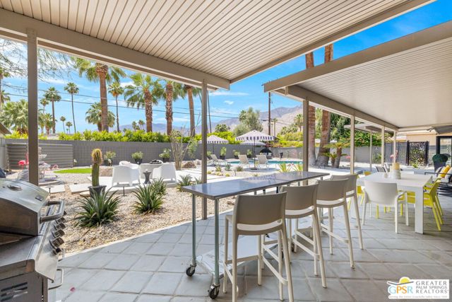 1251 E San Lorenzo Road, Palm Springs CA: https://media.crmls.org/mediaz/a1fd4782-cfcb-4c5e-a046-f59972ede341.jpg