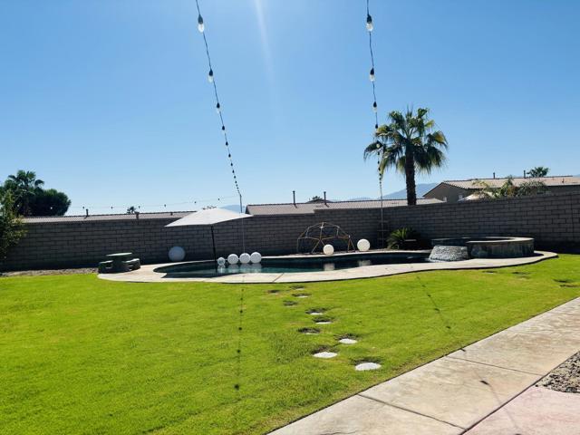 82701 Castleton Drive, Indio CA: https://media.crmls.org/mediaz/a1fd9d8e-6a5a-405f-b18f-c372aa395979.jpg