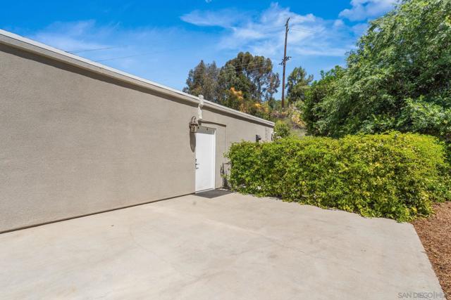 Image 50 of 53 For 1839 Avocado