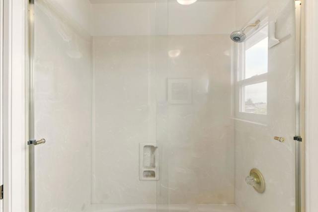 942 Constitution Drive, Foster City CA: https://media.crmls.org/mediaz/a1fe17fe-bc7a-4e63-bbdd-6a758b70ecac.jpg
