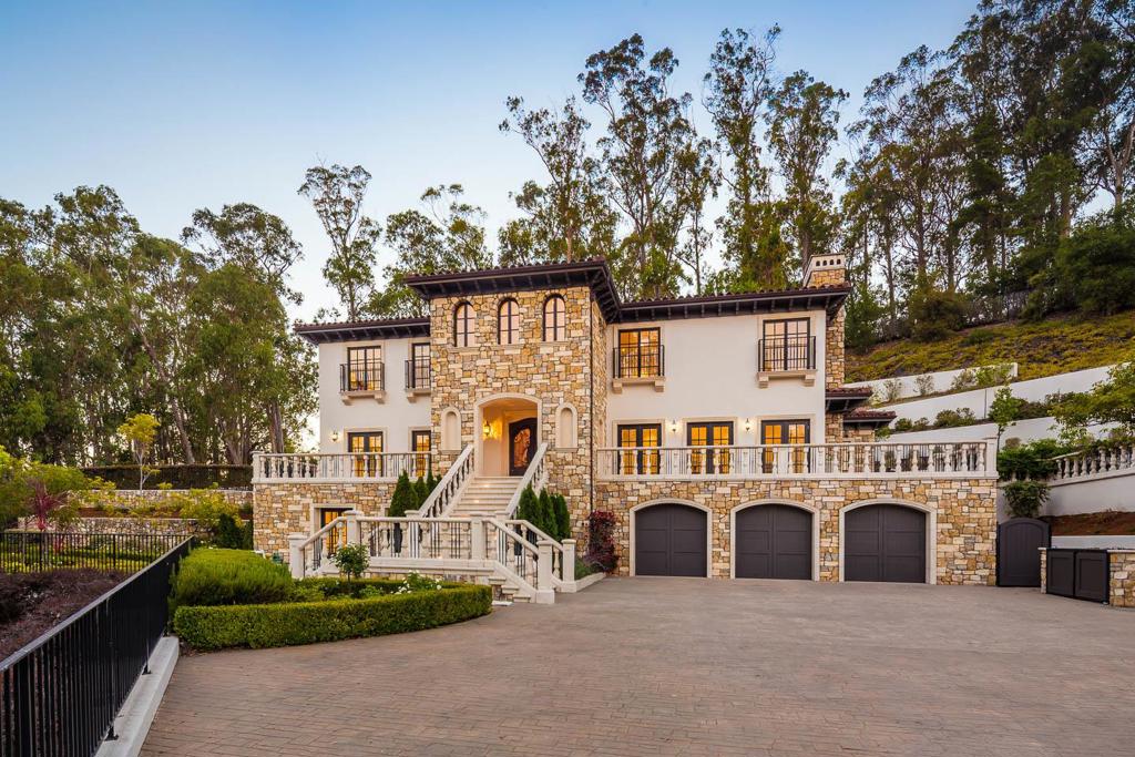 414 Pinehill Road