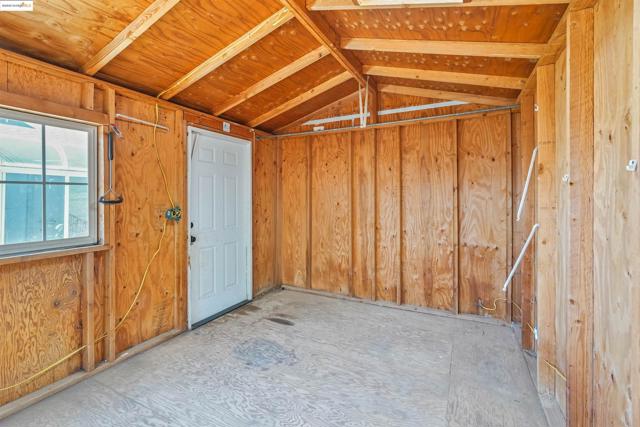 836 Stella St, Vallejo CA: https://media.crmls.org/mediaz/a1ffb26f-bb7a-4ddc-b026-2e05f0f19cae.jpg
