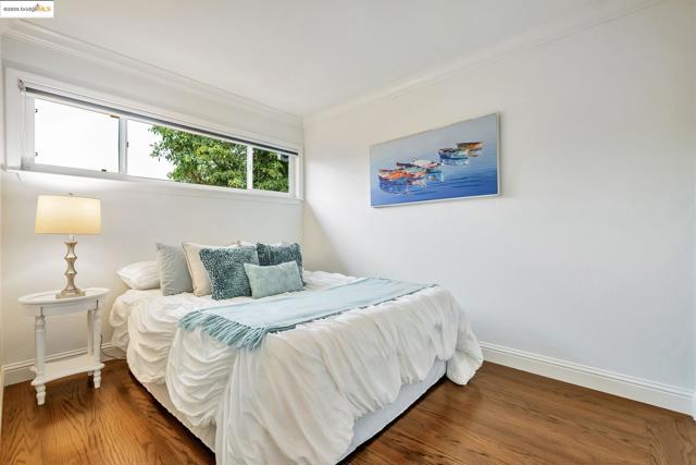 669 Minerva St, Hayward CA: https://media.crmls.org/mediaz/a200126f-d05e-4c37-9102-13d9867583a8.jpg