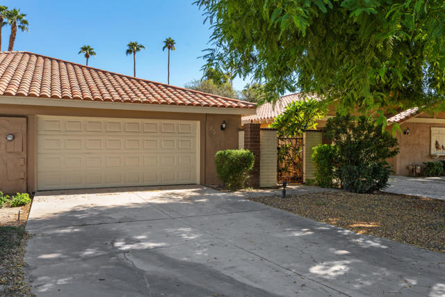 272 Tolosa Circle, Palm Desert, CA 92260