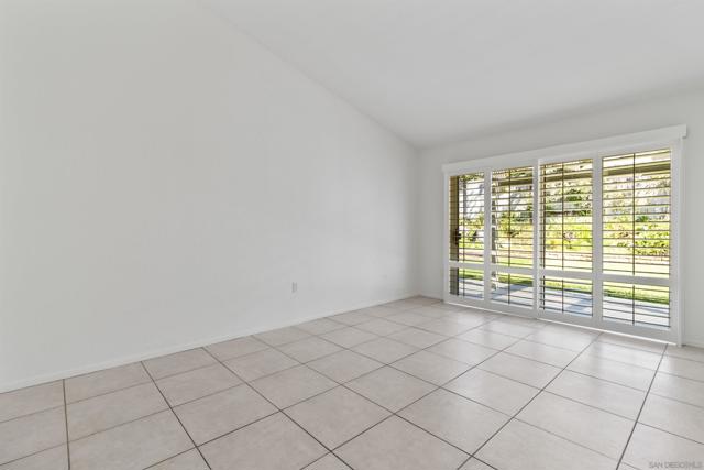 7214 Manzanita, Carlsbad CA: https://media.crmls.org/mediaz/a2006934-eae0-4d04-82ae-d2a69771ef2b.jpg