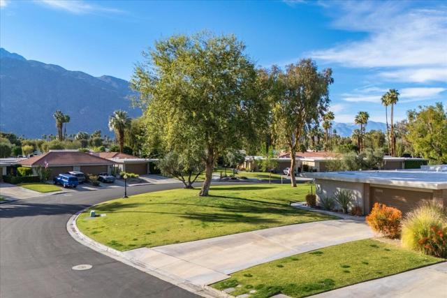 2202 Oakcrest Drive, Palm Springs, CA 92264