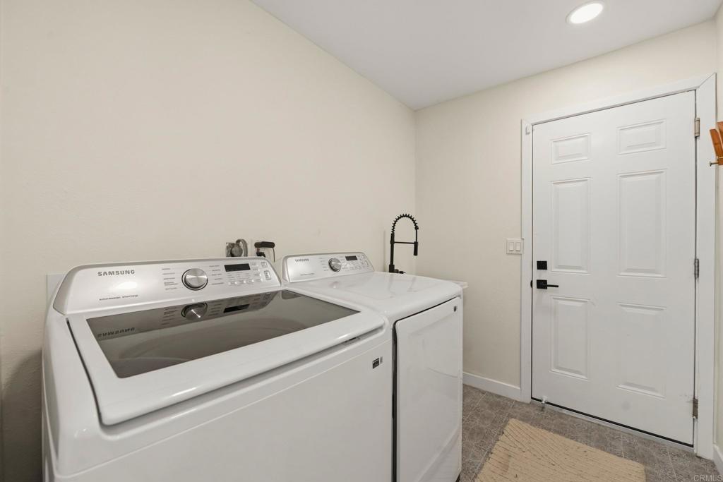 952 La Tierra Drive - photo 20