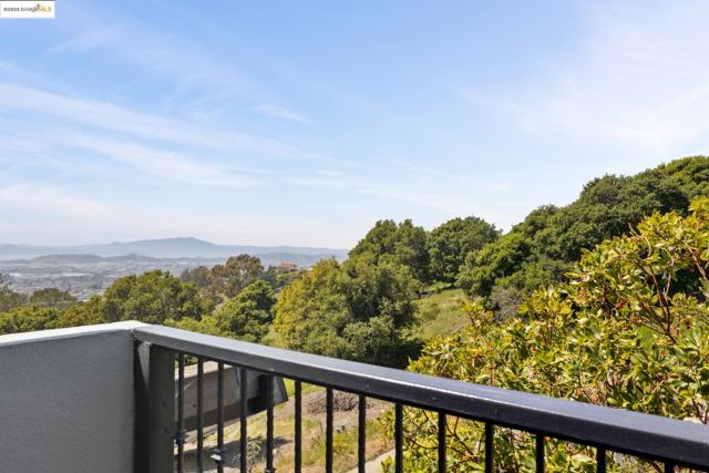 Image 46 of 60 For 1580 Regency Ct