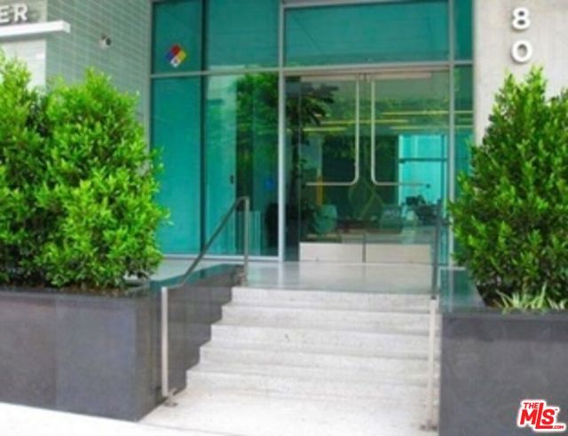 1480 VINE Street, Los Angeles CA: https://media.crmls.org/mediaz/a201c1fc-cc41-4cbc-a26d-fd4805be06e5.jpg
