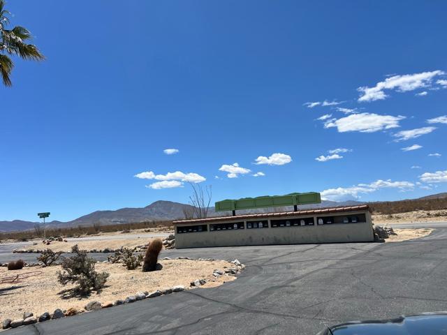 4236 Connie Lane, Borrego Springs CA: https://media.crmls.org/mediaz/a2028a61-7655-4e0b-bead-f3ecb6e1f42e.jpg