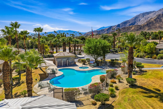 895 Ventana, Palm Springs, CA 92262