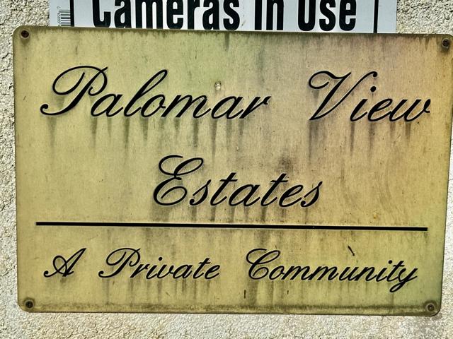41300 Jojoba Hills Circle, Aguanga CA: https://media.crmls.org/mediaz/a2047d21-c9cb-4fd8-9c8b-2318baeb8c2c.jpg