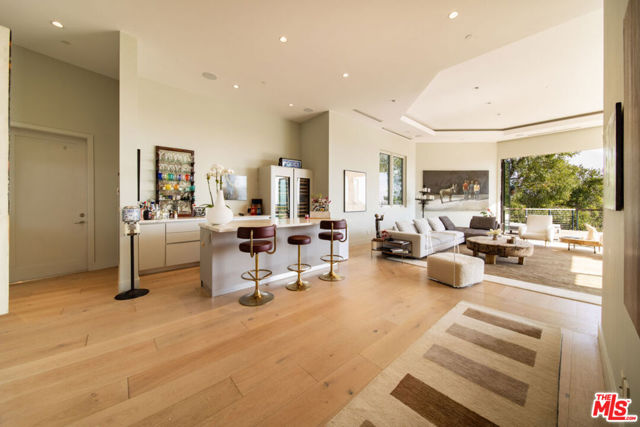 1774 Westridge Road, Los Angeles CA: https://media.crmls.org/mediaz/a2054221-667c-4eae-9f51-bf9113e88163.jpg