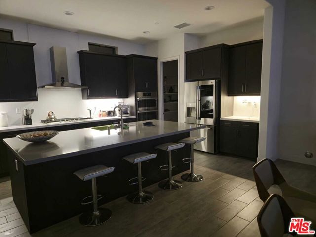 Image 6 of 1 For 49901 Crescent